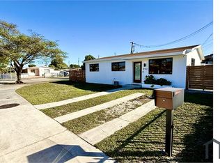 902 W 37th St, Hialeah, FL 33012