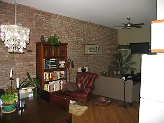 Rented by Rapid Realty Cobble Hill