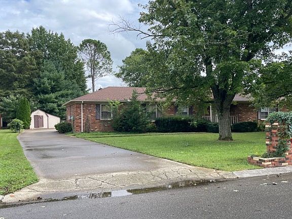 3rd image of 1603 Magnolia Dr