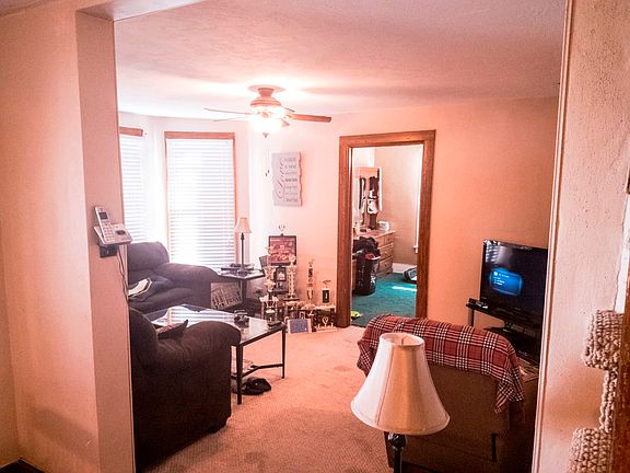 Living Rm w/Natural Light