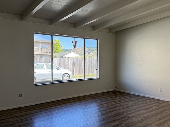 4th image of 116 H St