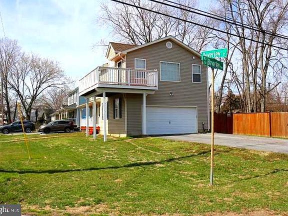 3rd image of 300 Beverley Pl
