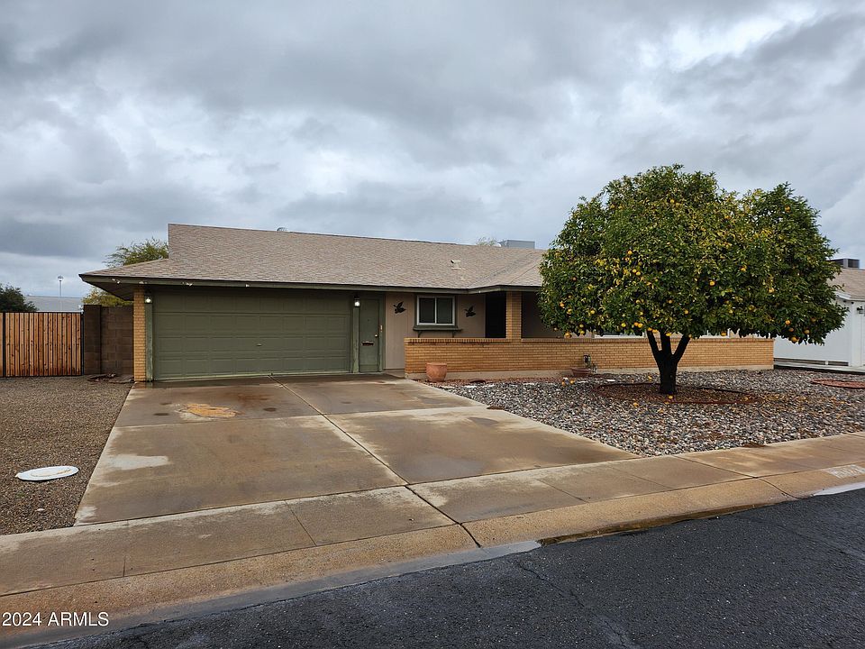 1st image of 10214 W CINNEBAR Avenue