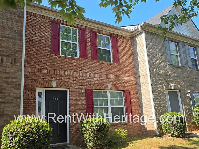 7712 Autry Cir #303 — Photo 1