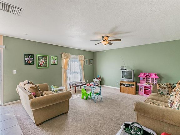 4th image of 30908 Sonnet Glen Dr