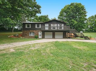 1836 Oak Ridge Dr, Lake Odessa, MI 48849