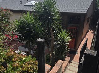 2272 Montgomery Ave, Cardiff, CA 92007
