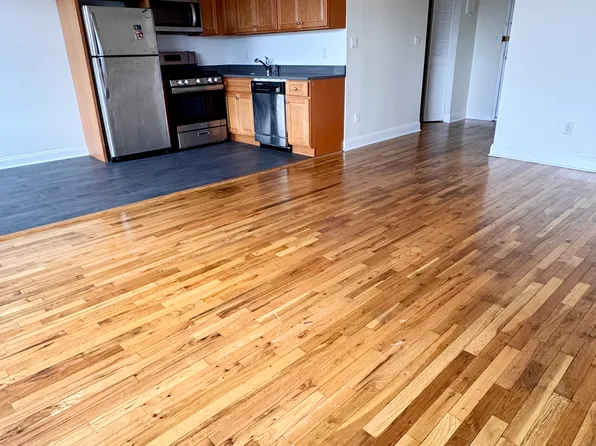 10 Wendell St #20, Hempstead, NY 11550