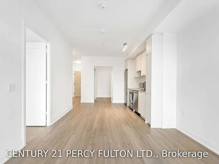 50 George Butchart Dr #612 — Photo 6