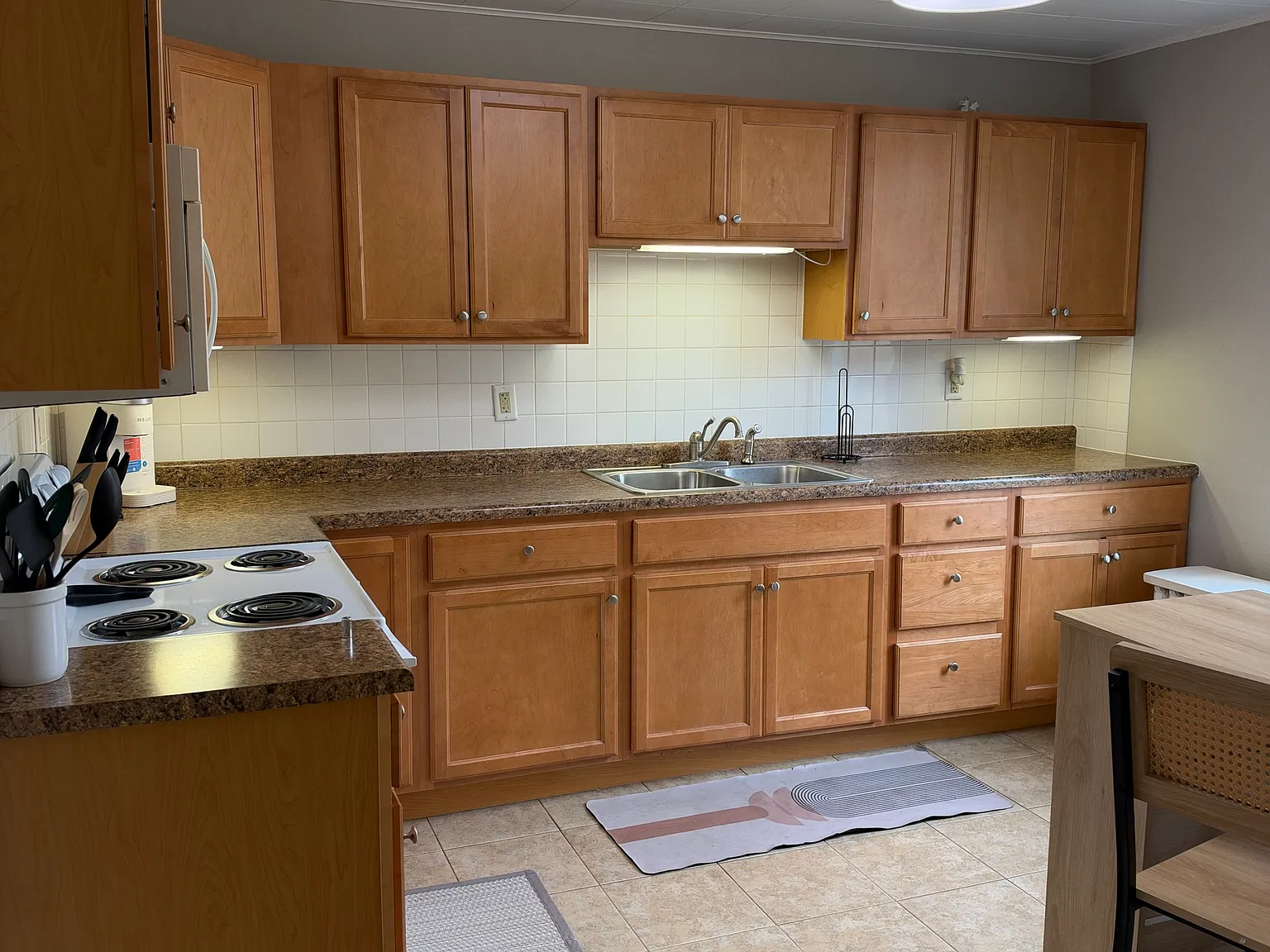 2 bed, 705 sqft, $1,850 — Photo 4