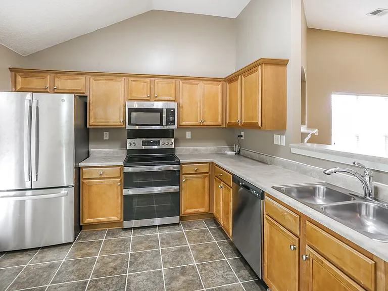 4941 Wemberley Dr — Photo 6