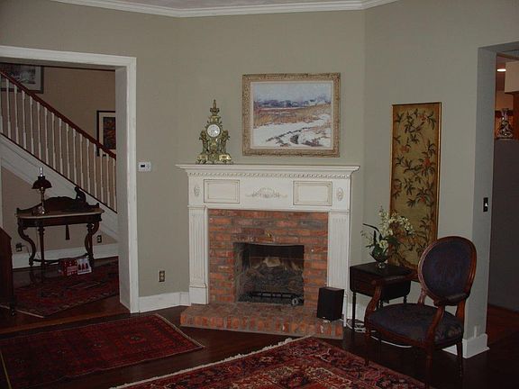 2nd image of 38 Oakland Pl