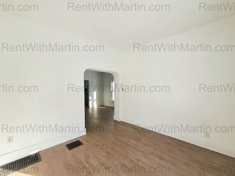 314 Conger St — Photo 9