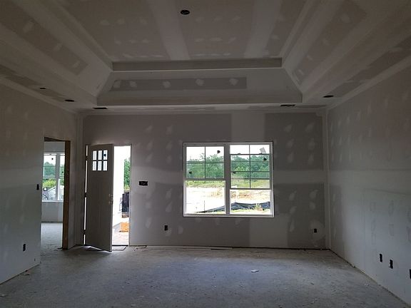 2nd image of 497 Southern Oaks Dr