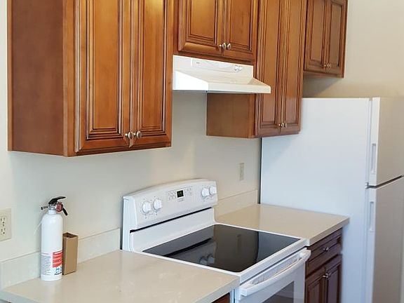 Brand New Kitchen & Appliances