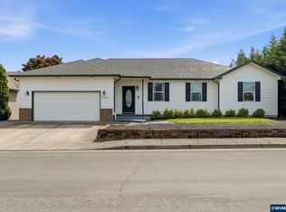4018 Lansdowne Ct NE, Salem, OR 97305