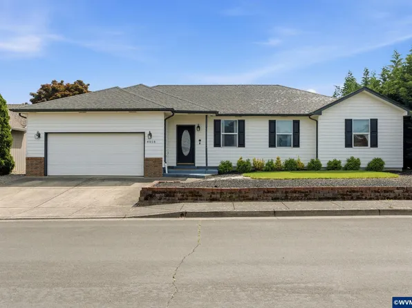 4018 Lansdowne Ct NE, Salem, OR 97305