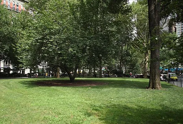 Rented by Equity Residential | media 18