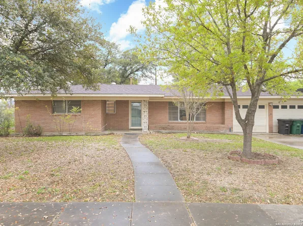 358 Springwood Ln, San Antonio, TX 78216