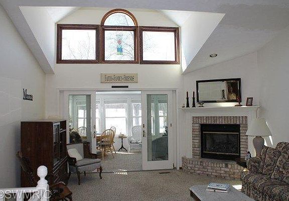 5th image of 3383 English Hills Dr NW