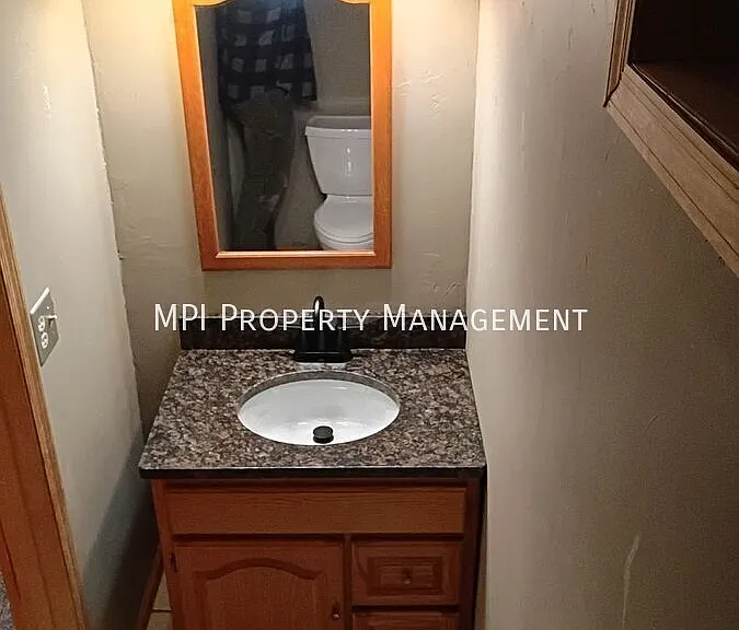 W249N7958 Hillside Rd — Photo 11