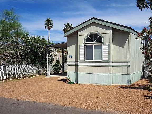 3rd image of 597 Havasu Ln