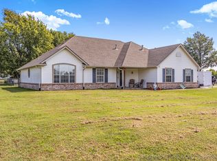 20145 S River Ranch Rd E, Claremore, OK 74019