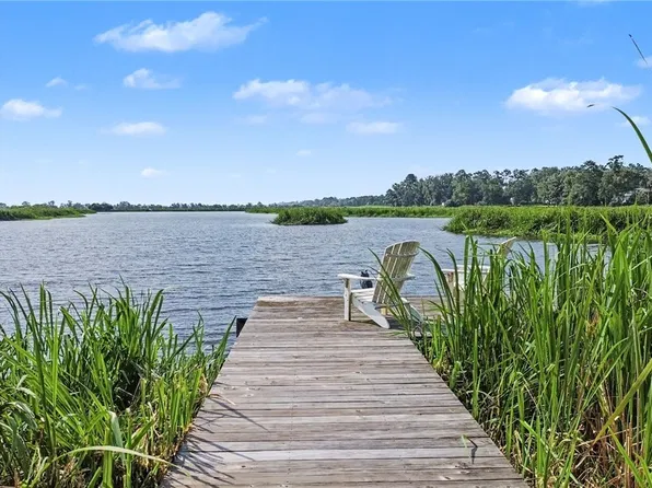 182 Captains Walk, Richmond Hill, GA 31324