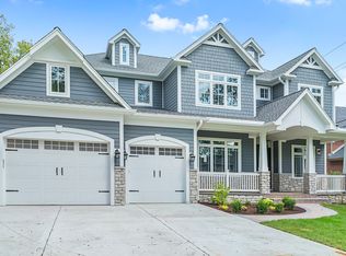 5511 S Monroe St, Hinsdale, IL