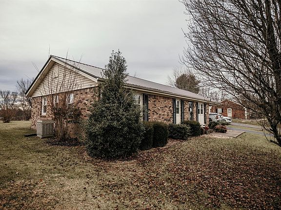 4th image of 315 Upland Dr