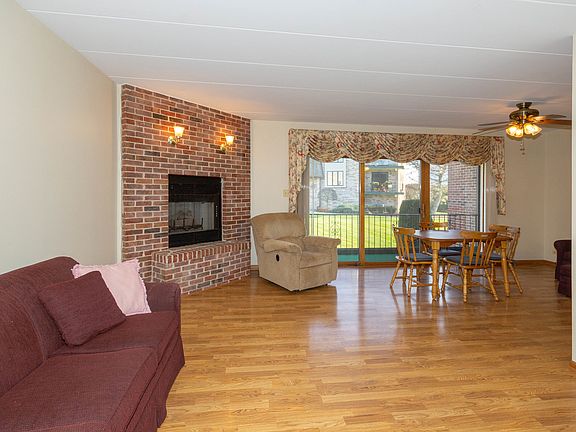 3rd image of 15721 Old Orchard Ct Unit 1S