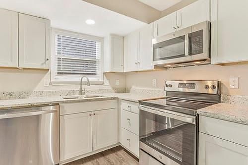 5th image of 572 Tate Creek Ct NW
