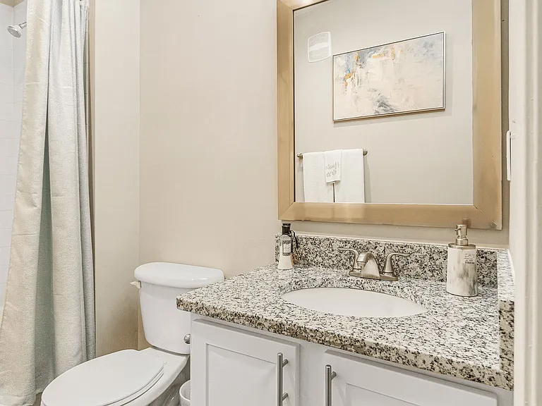 Oaks at Normandy Apartments — Photo 15