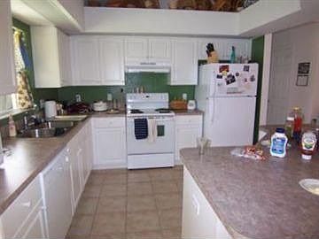 3rd image of 514 McArthur Ave
