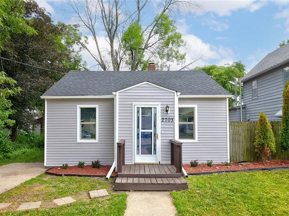 2703 Kinsey Ave, Des Moines, IA 50317