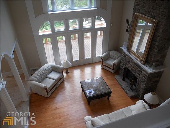 5th image of 3051 N Tower Way NE