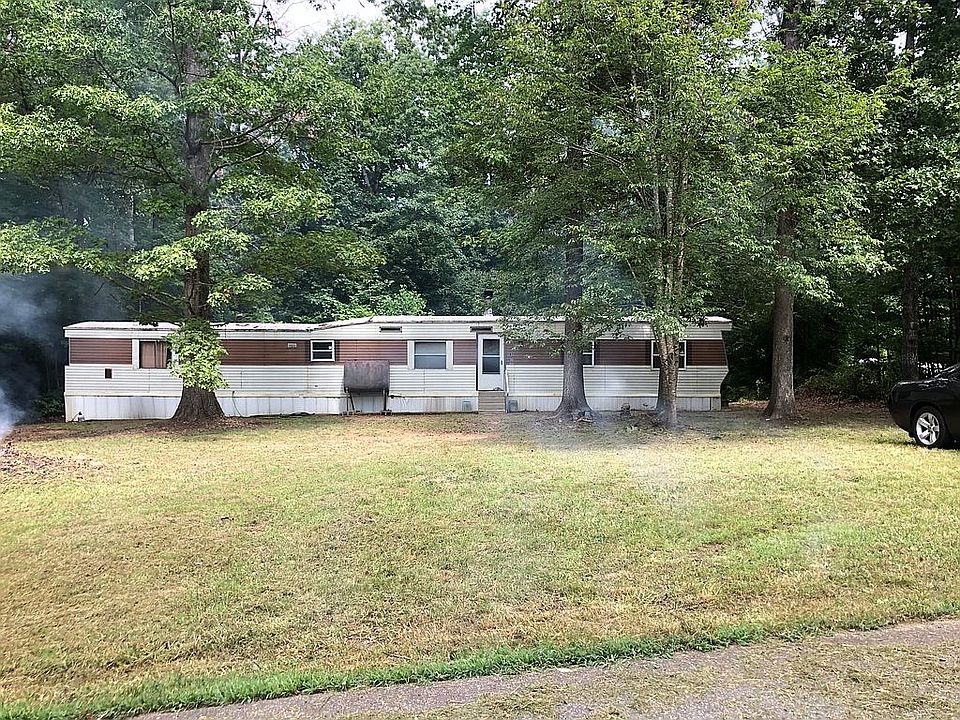 2nd image of 242 King Richard Dr