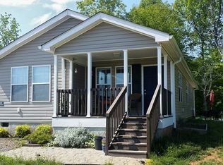 11 Coates Ct, Weaverville, NC 28787
