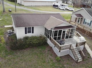 12 Garden Spot Ln, Camden, SC 29020