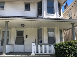 1377 Cove Ave, Lakewood, OH