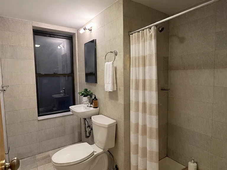 119 Baxter St #10F — Photo 6