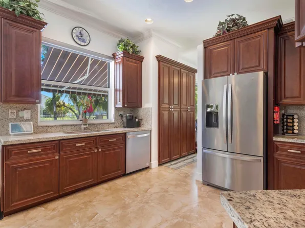 6025 Indian Forest Circle, Lake Worth, FL 33463