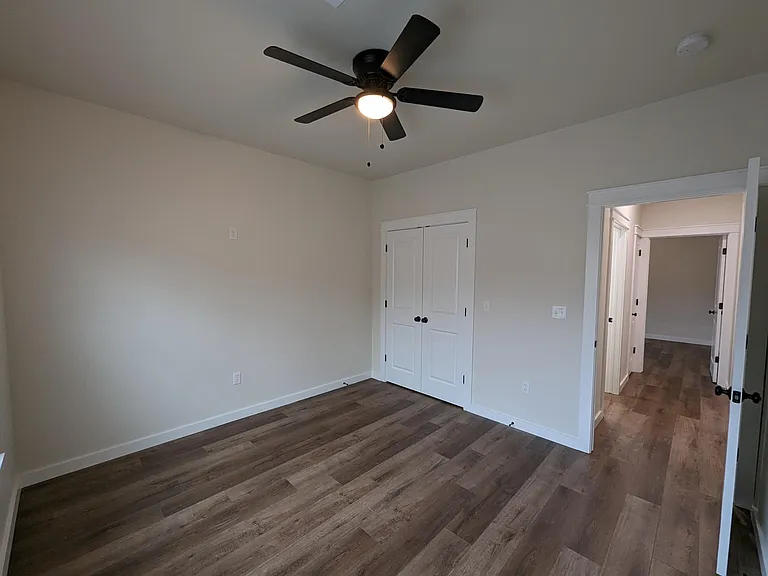 819 E Finley Ridge Dr — Photo 16