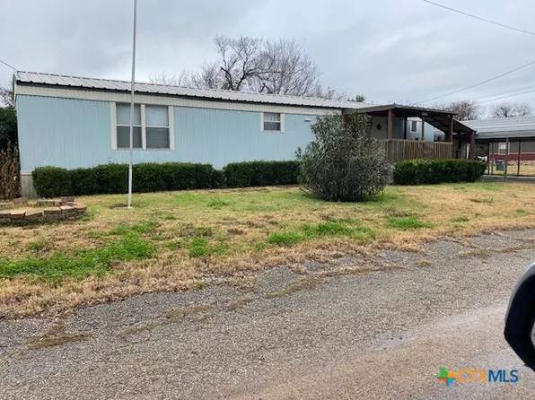 909 E Constitution St, Victoria, TX 77901