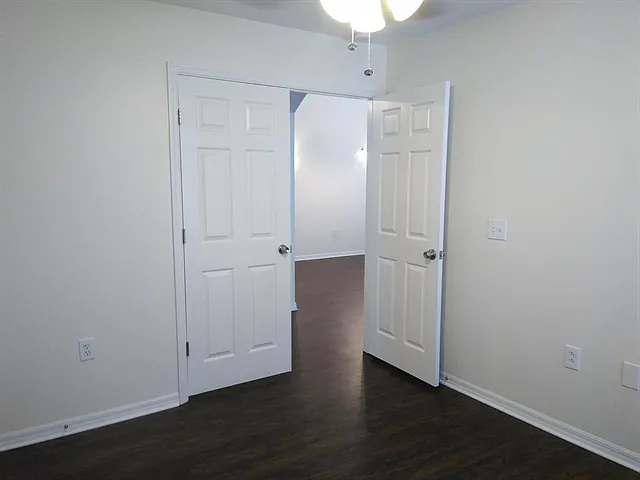 1443 Baythorn Dr — Photo 17