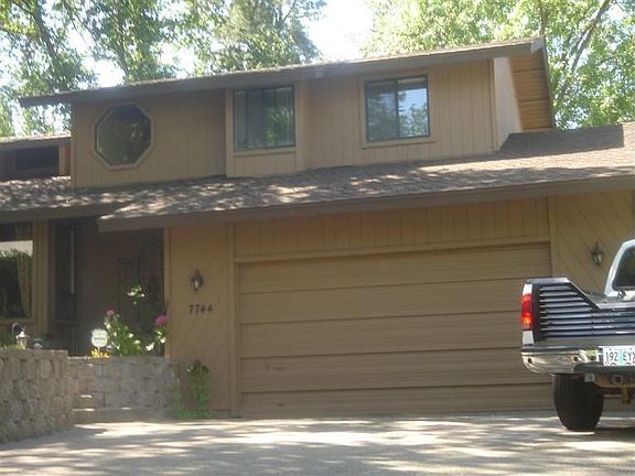 2nd image of 7744 Doneva Ave