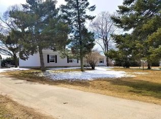 620 E Church Rd, Edmore, MI 48829