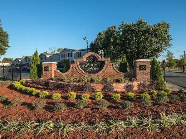 Ashley Place, 5709 Electra Ln #6500, Charlotte, NC 28212