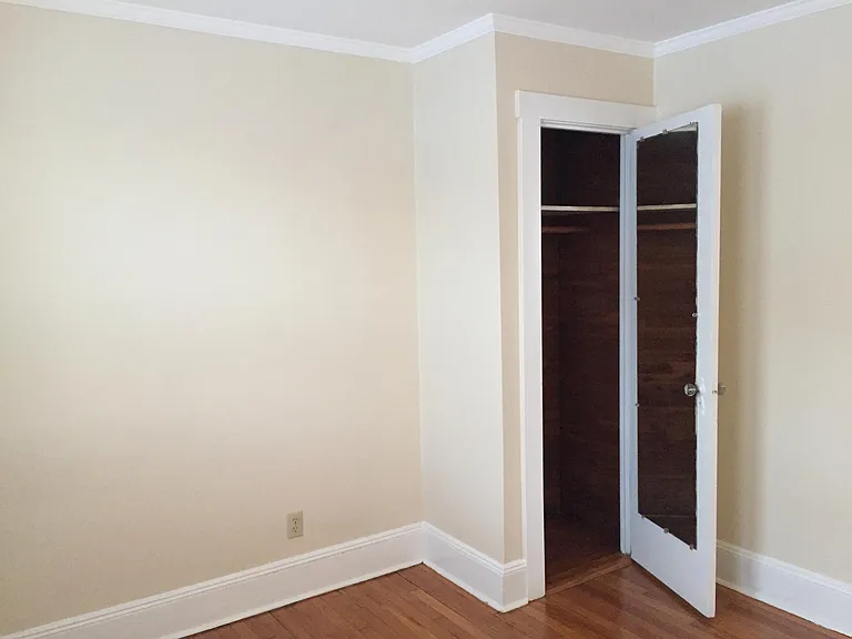 186 Seminary Ave #3 — Photo 6