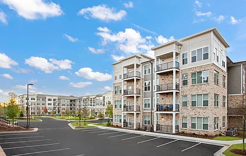 Stonepointe 55+ Apartments Photo 1